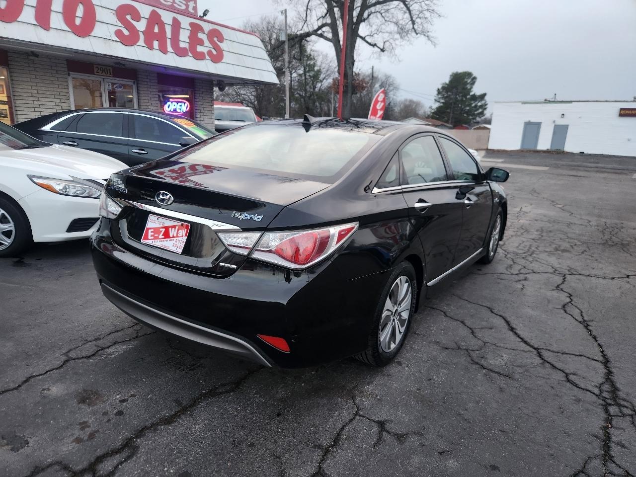 Hyundai Sonata Hybrid Sedan 2014
