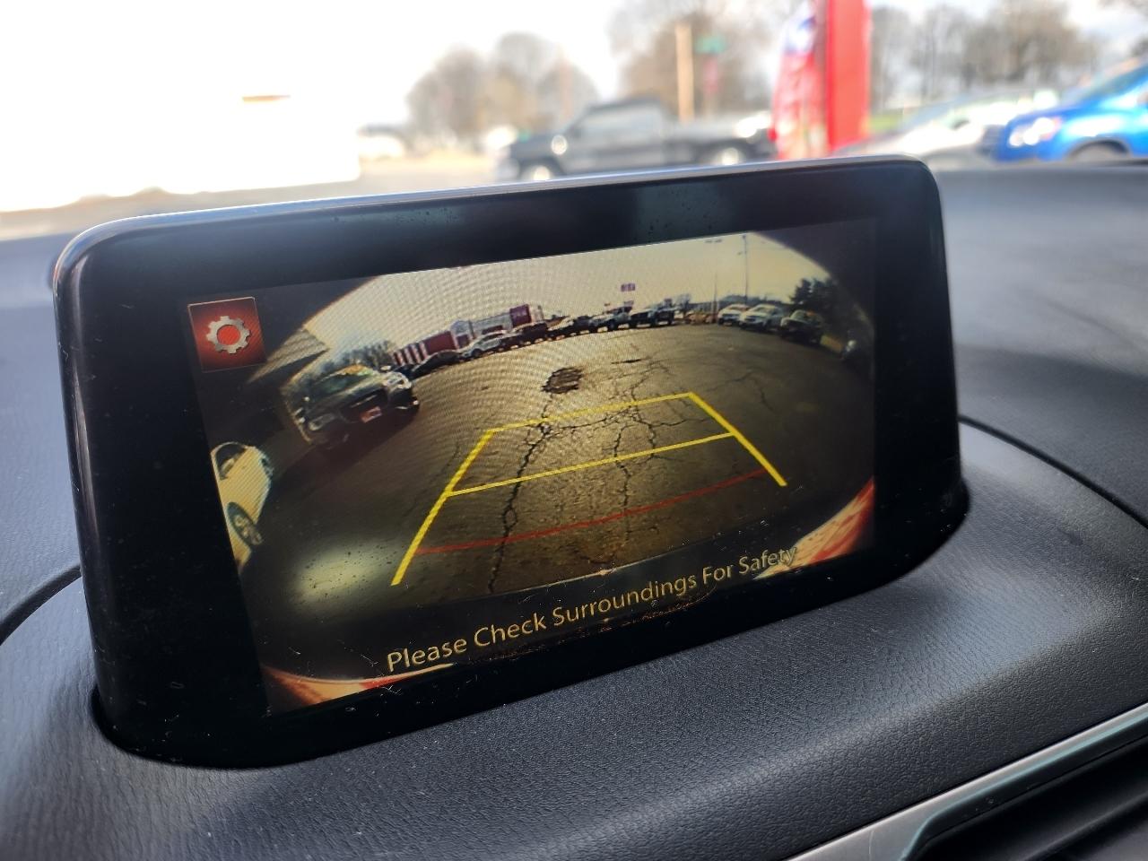 Mazda MAZDA3 i Sport AT 4-Door 2017