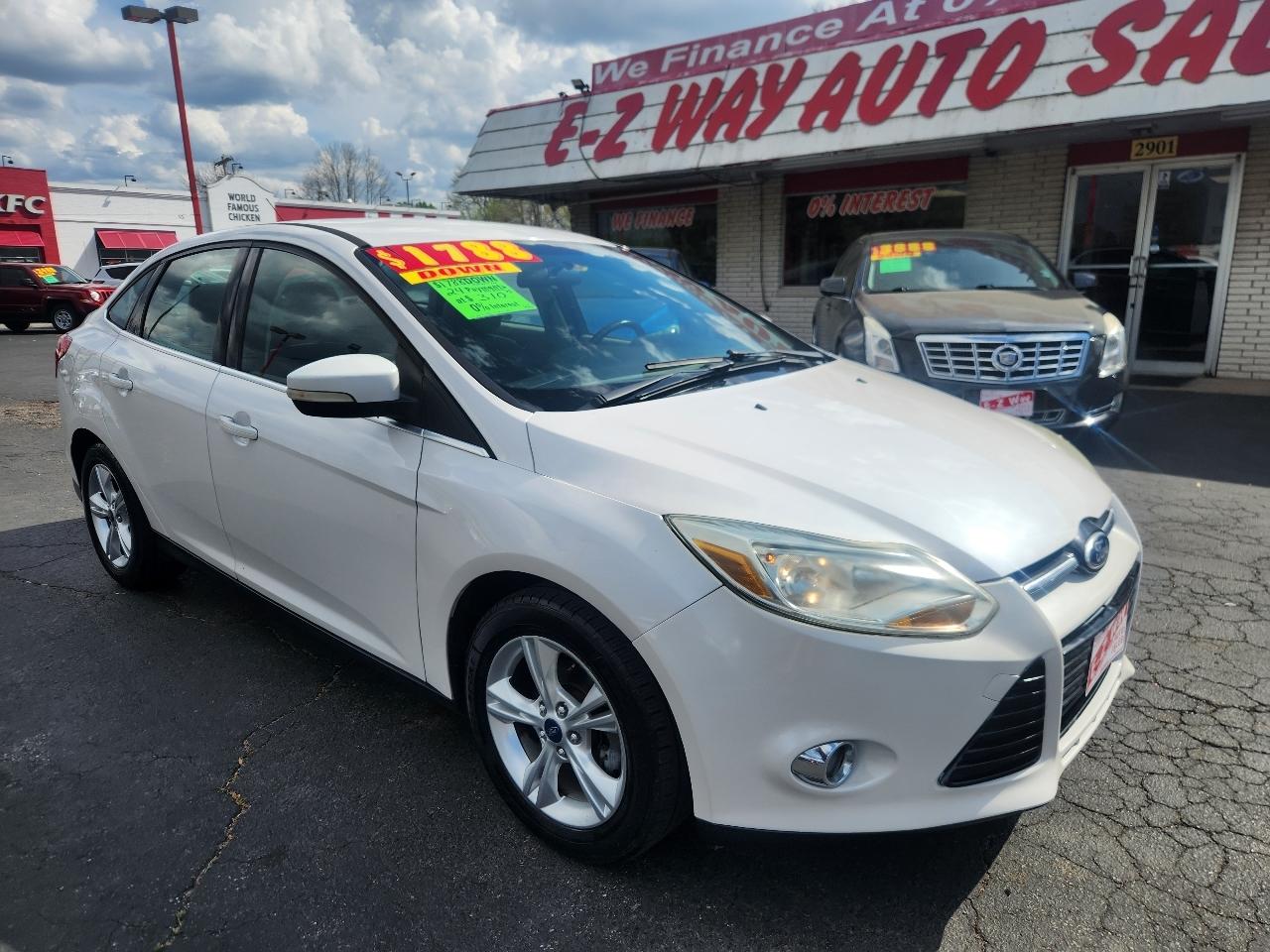 Ford Focus SEL Sedan 2012