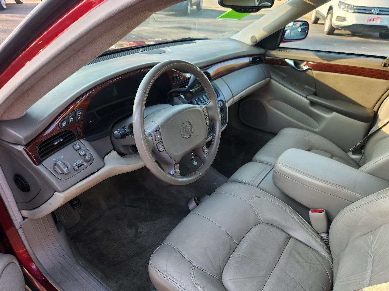 Cadillac DeVille Sedan 2004