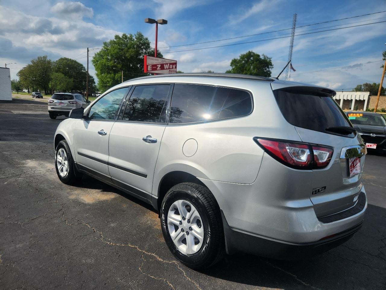 Chevrolet Traverse LS FWD 2015