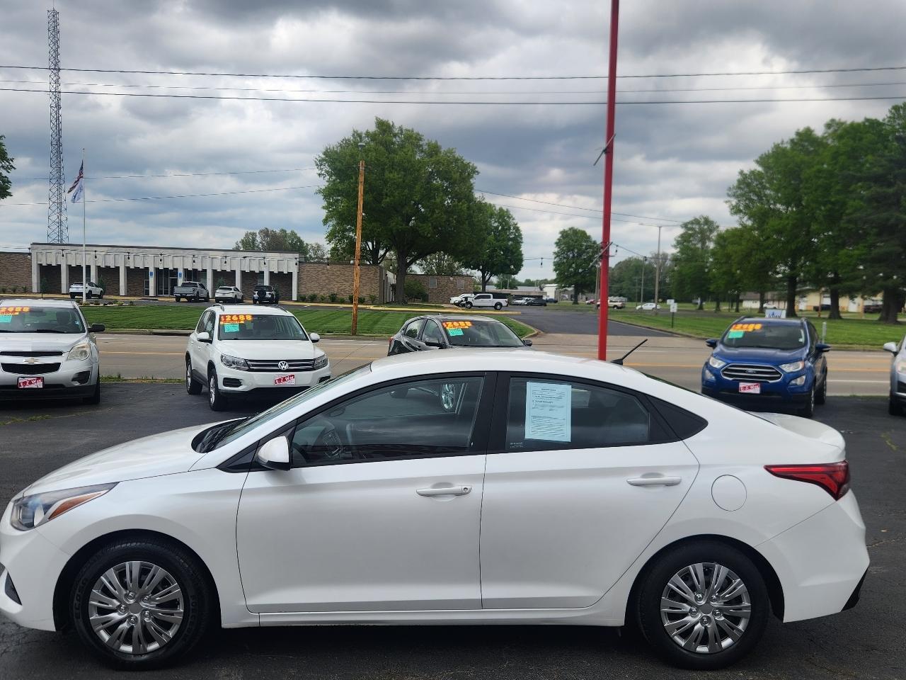 Hyundai Accent SEL 4-Door 6A 2020