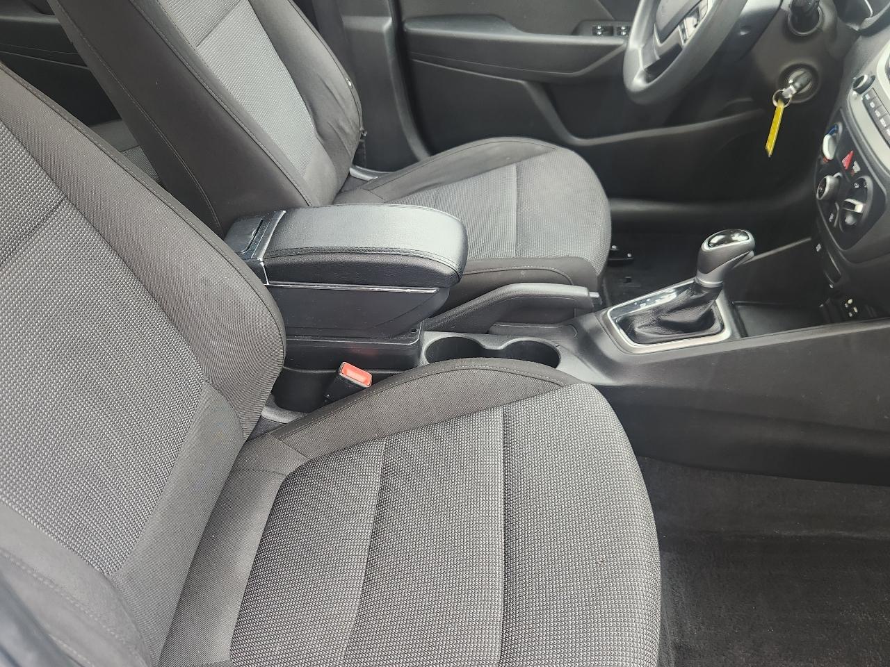 Hyundai Accent SEL 4-Door 6A 2020