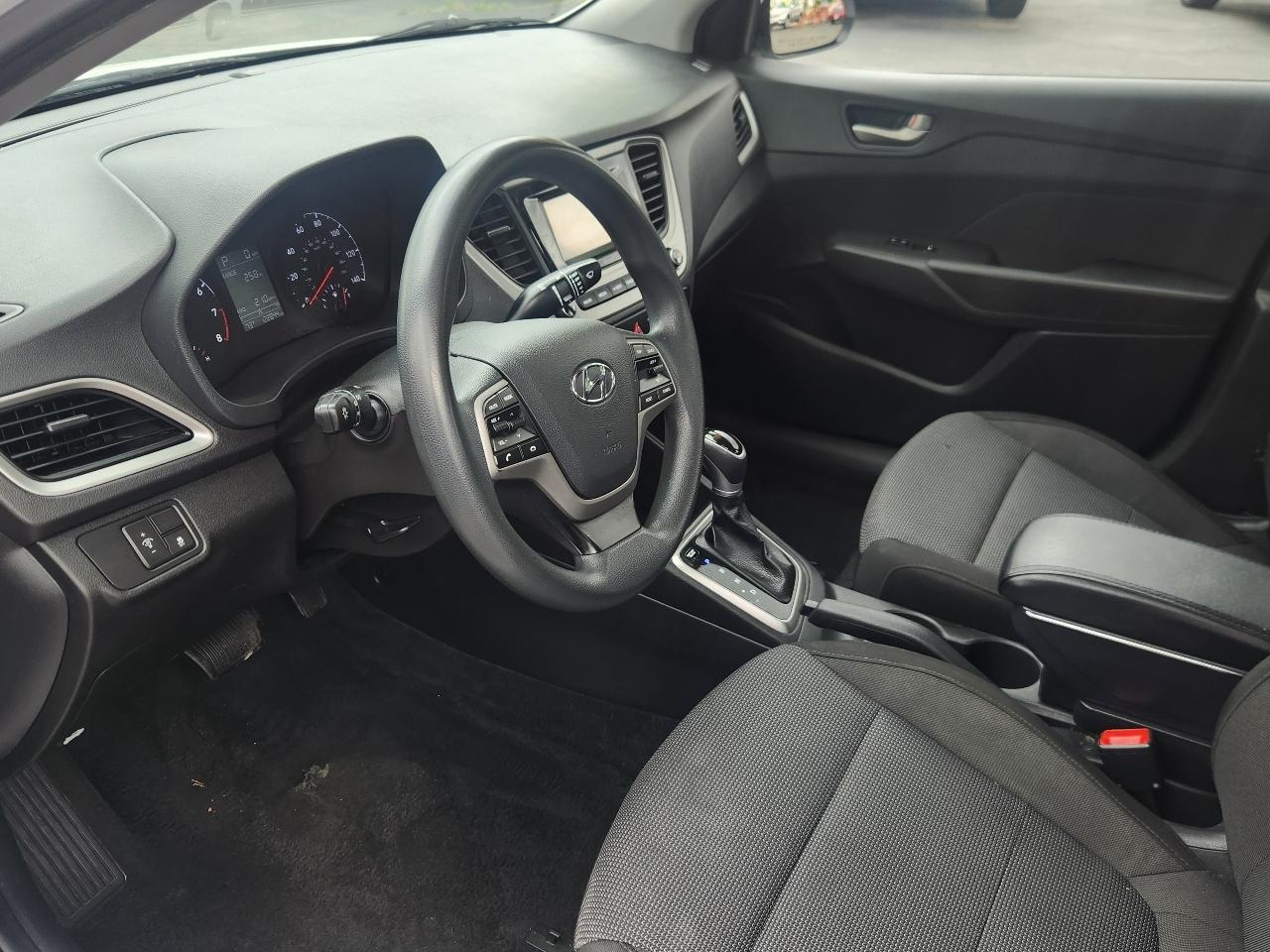 Hyundai Accent SEL 4-Door 6A 2020