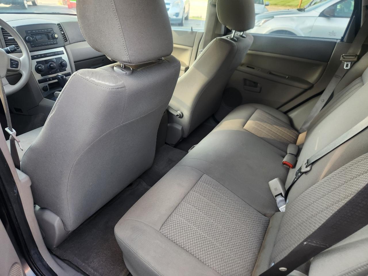Jeep Grand Cherokee Laredo 4WD 2005