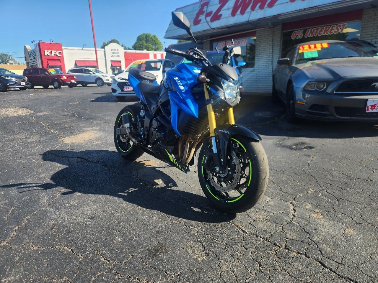 Suzuki GSX-S750  2022