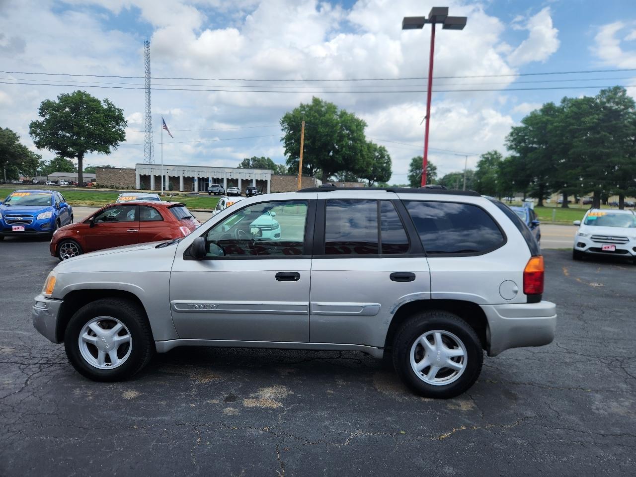 GMC Envoy SLE 2WD 2004