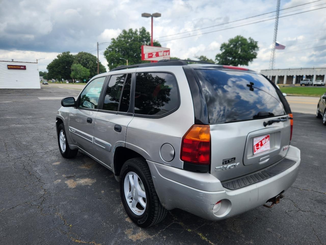 GMC Envoy SLE 2WD 2004