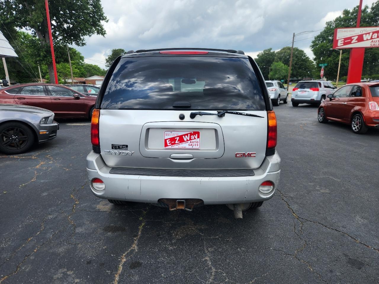 GMC Envoy SLE 2WD 2004