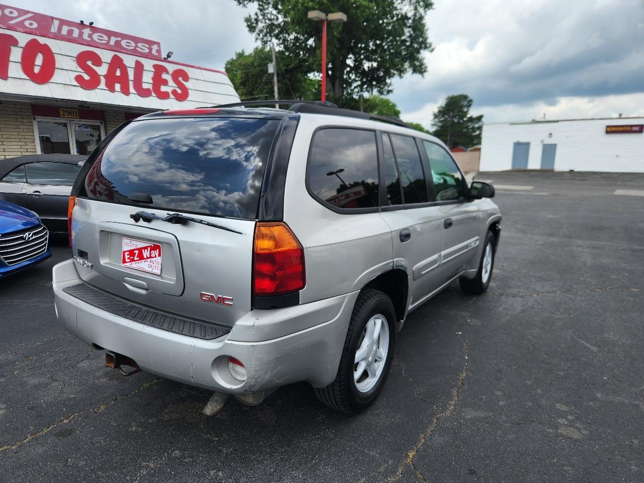 GMC Envoy SLE 2WD 2004