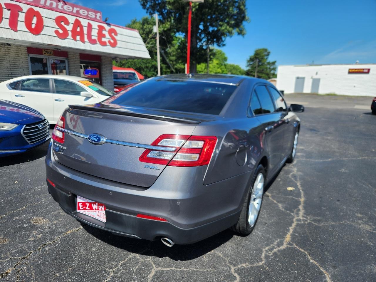Ford Taurus SEL FWD 2013