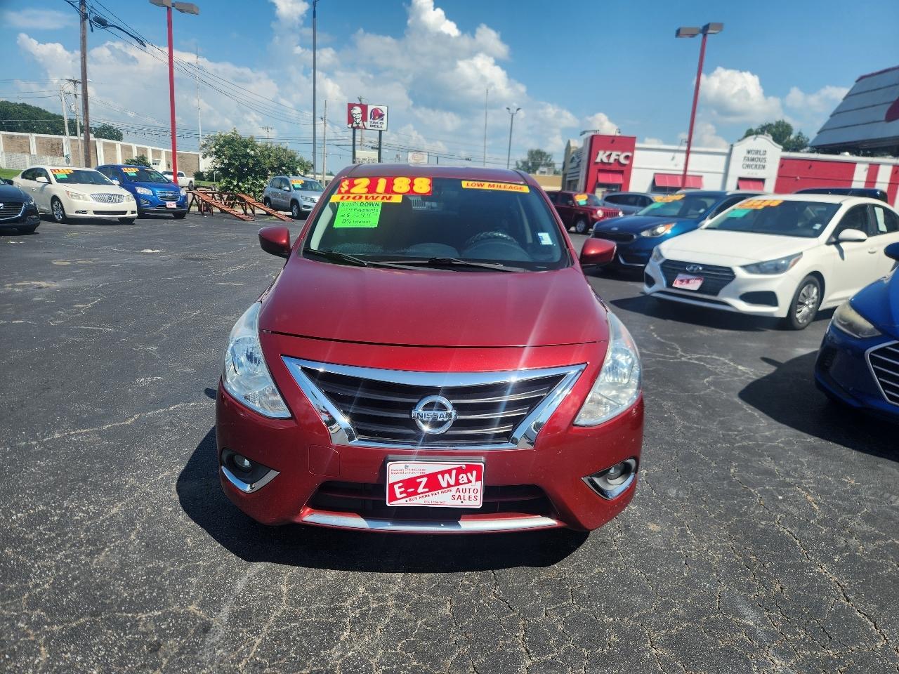 Nissan Versa 1.6 S 5M 2016