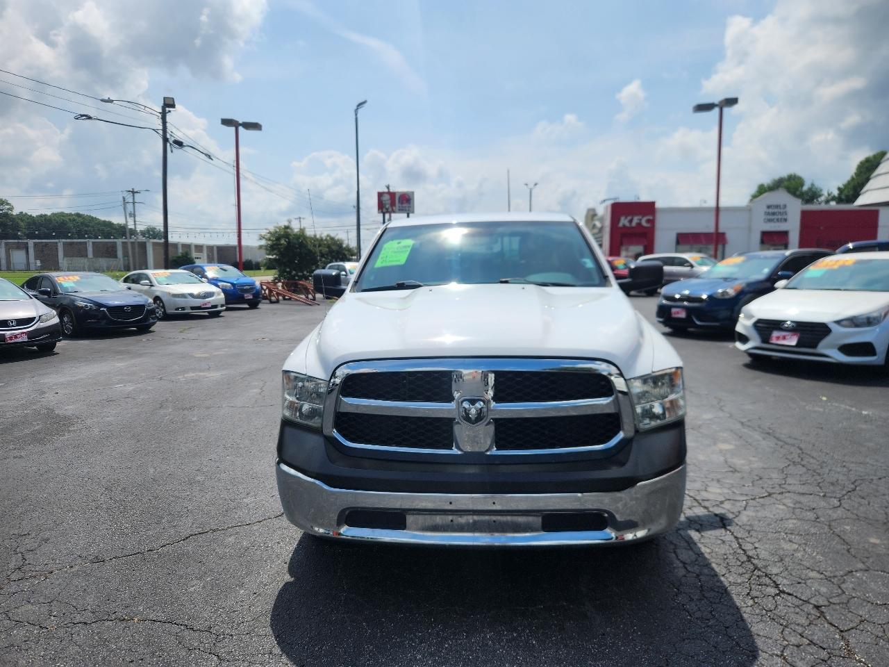 RAM 1500 SLT Quad Cab 2WD 2014