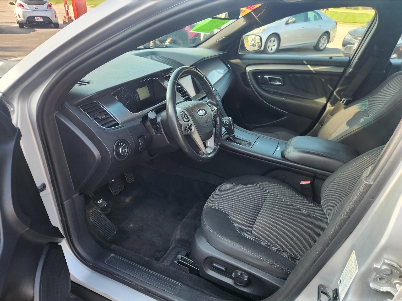 Ford Taurus SEL FWD 2013