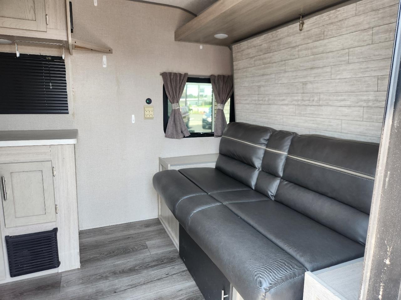 Coachmen Catalina  2023