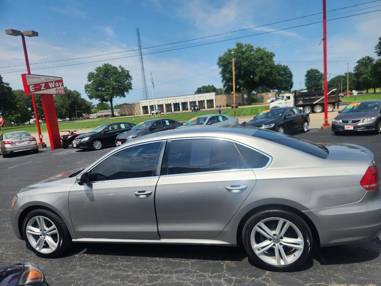 Volkswagen Passat 2.0L TDI SE AT 2014