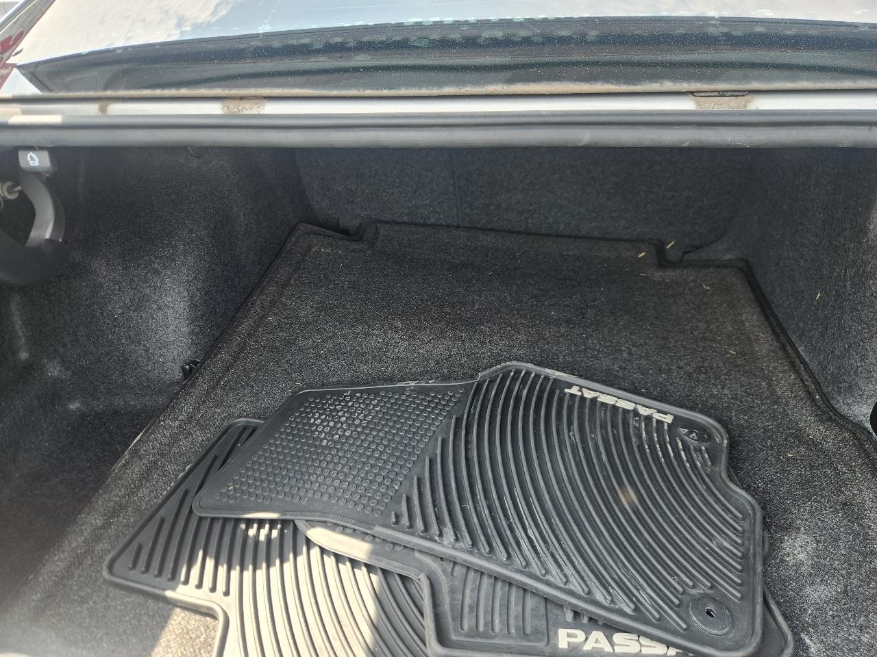 Volkswagen Passat 2.0L TDI SE AT 2014