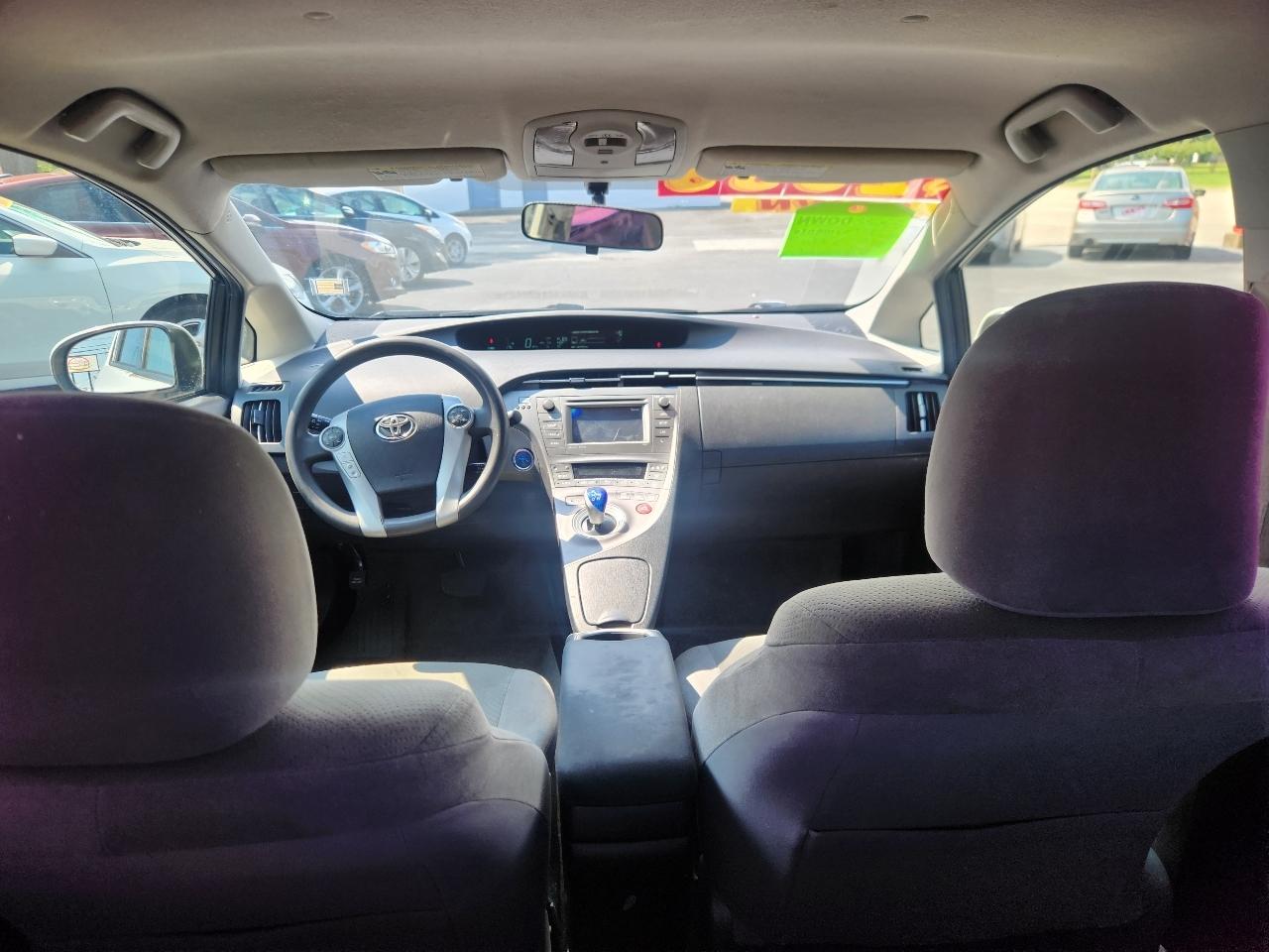 Toyota Prius Three 2014
