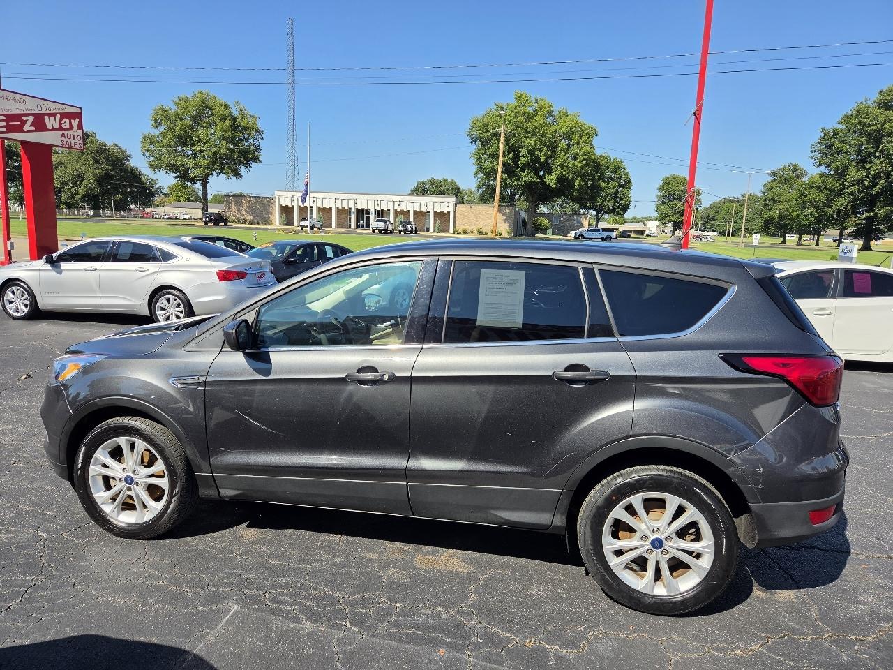 Ford Escape SE FWD 2019