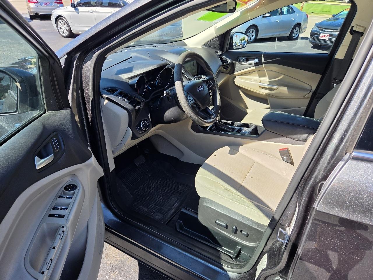 Ford Escape SE FWD 2019