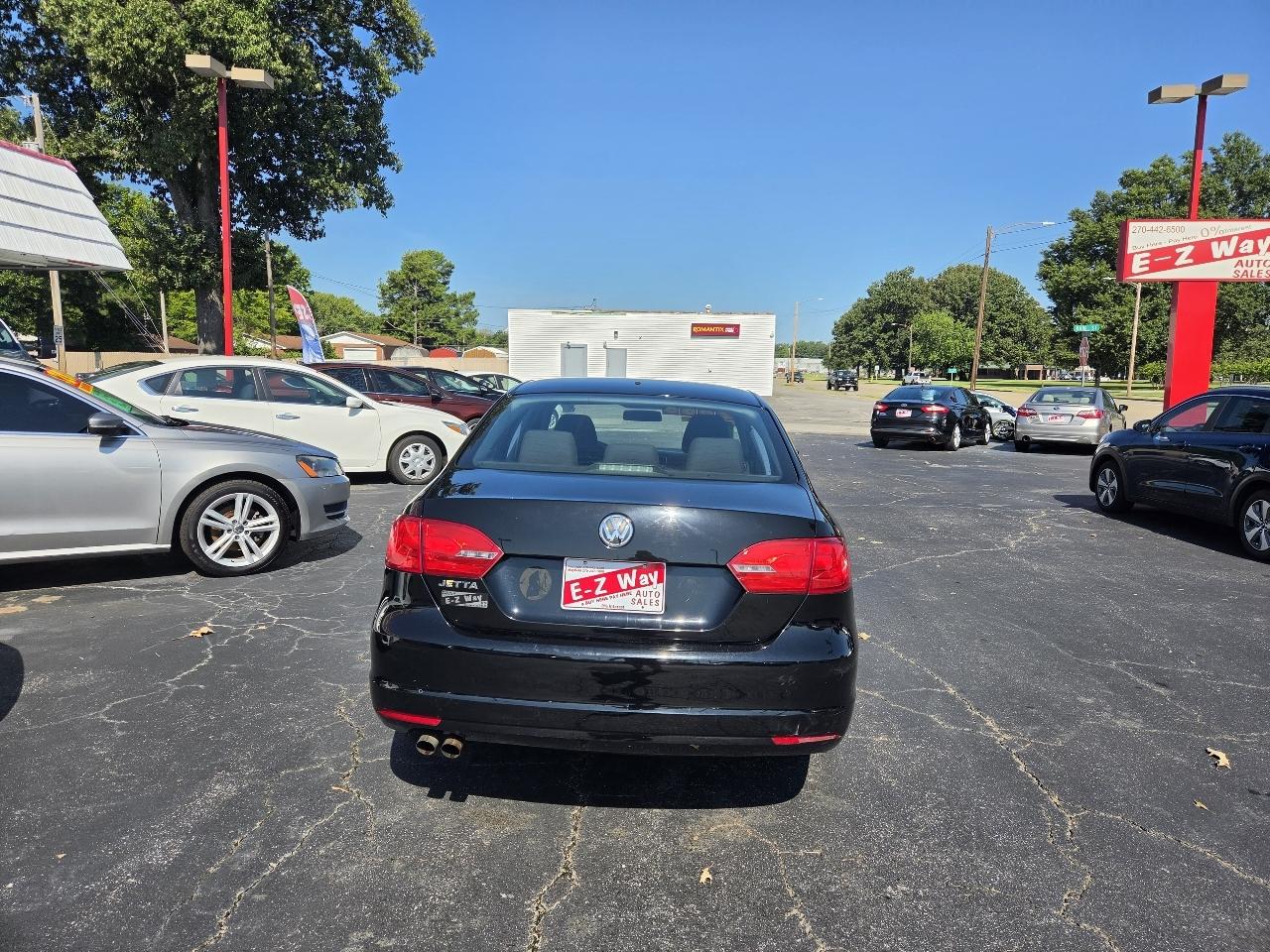 Volkswagen Jetta S 2012