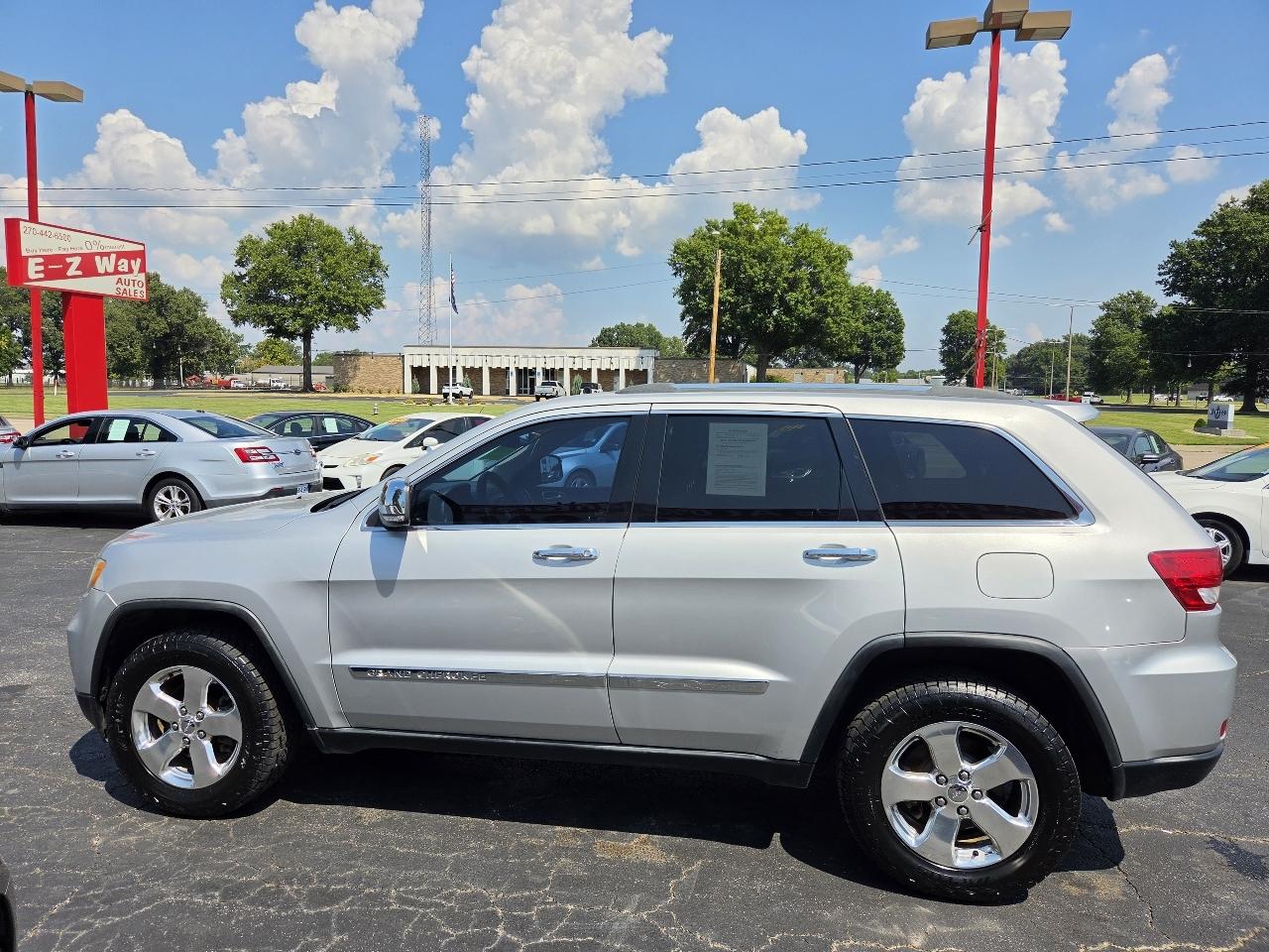 Jeep Grand Cherokee Limited 4WD 2011