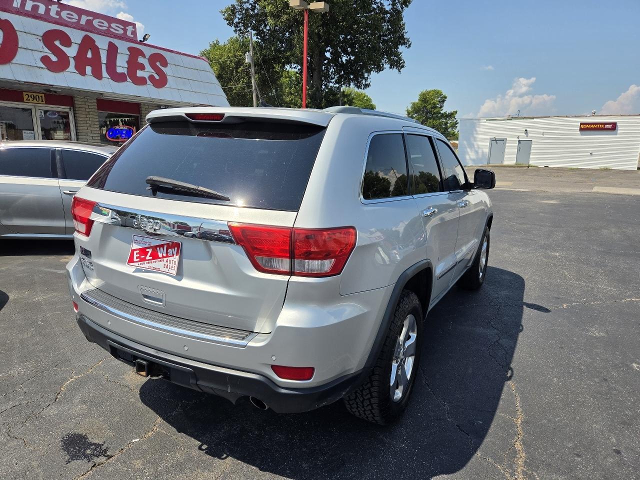 Jeep Grand Cherokee Limited 4WD 2011