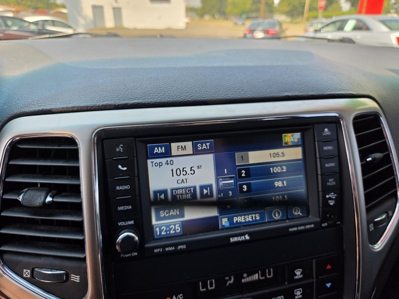 Jeep Grand Cherokee Limited 4WD 2011
