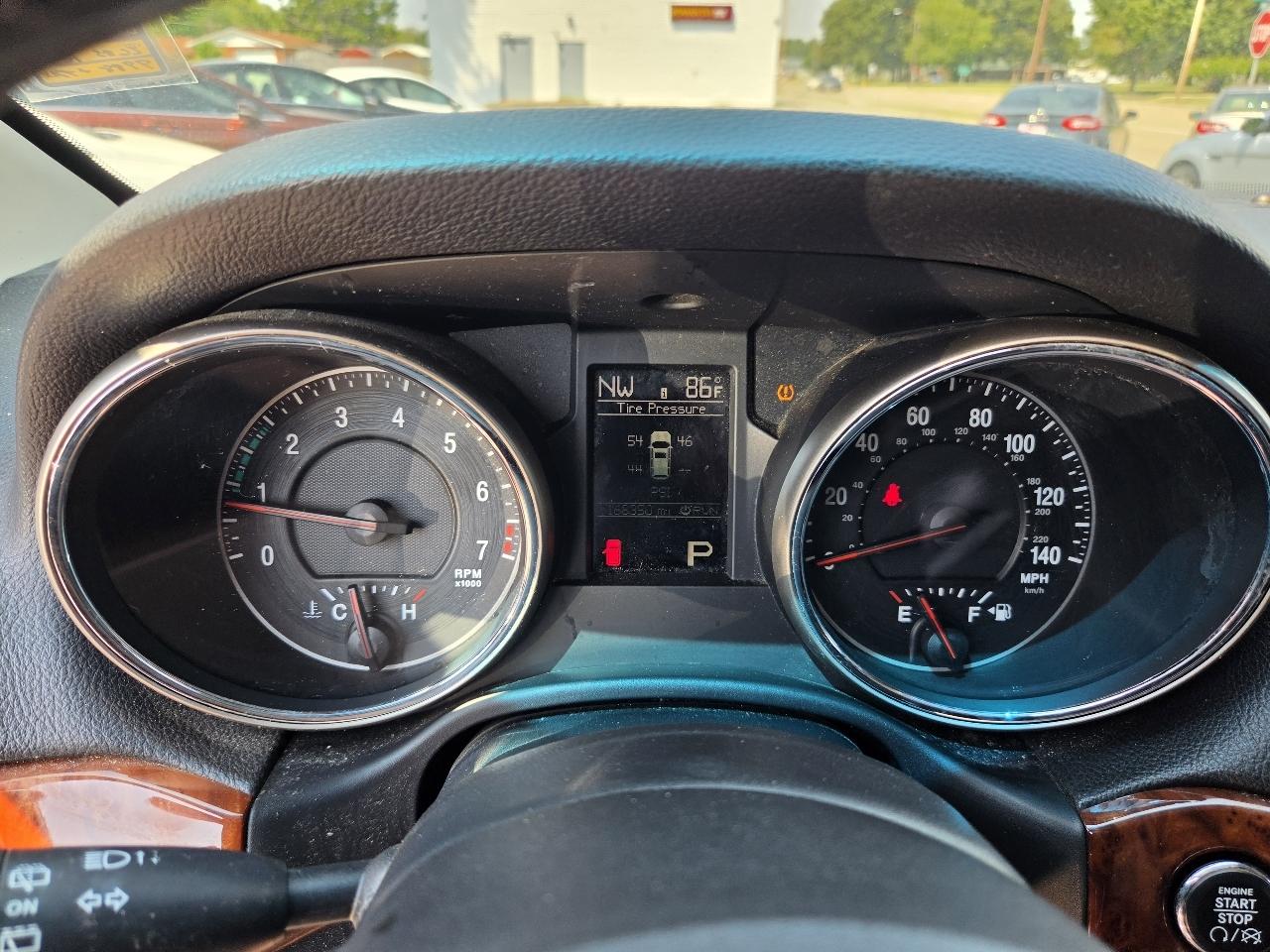 Jeep Grand Cherokee Limited 4WD 2011