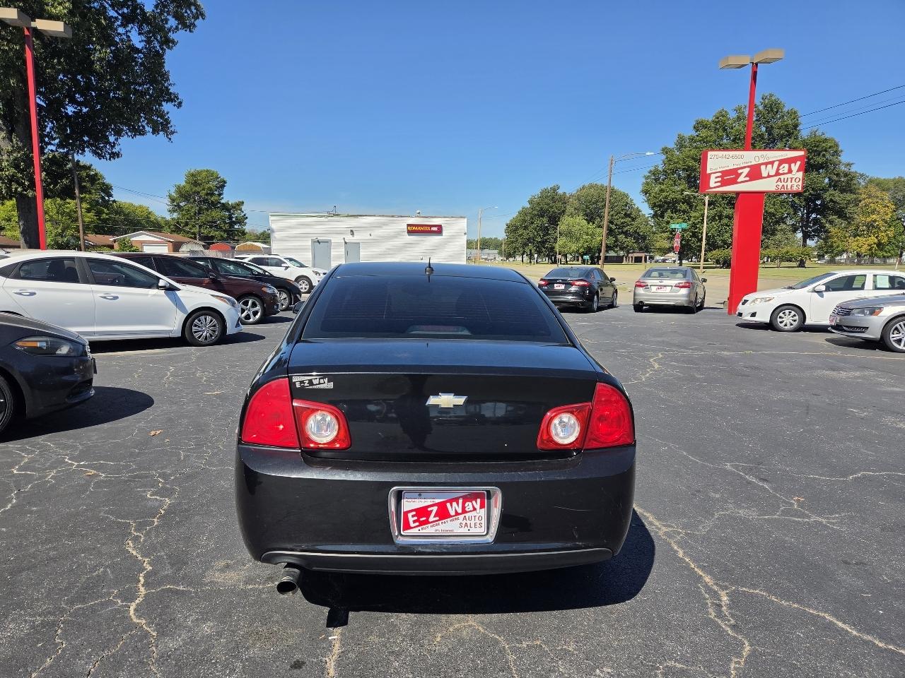 Chevrolet Malibu 1LT 2011