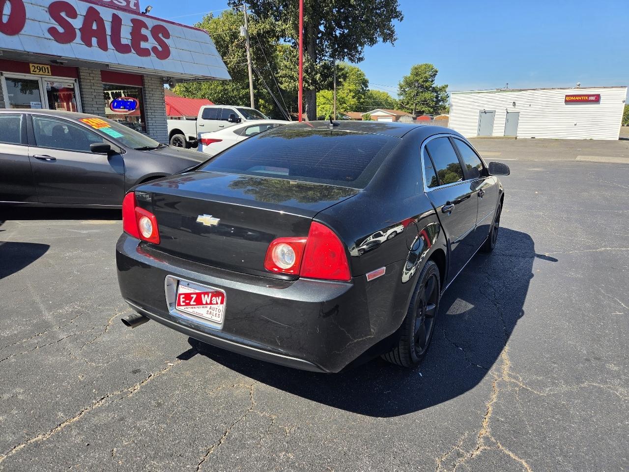Chevrolet Malibu 1LT 2011