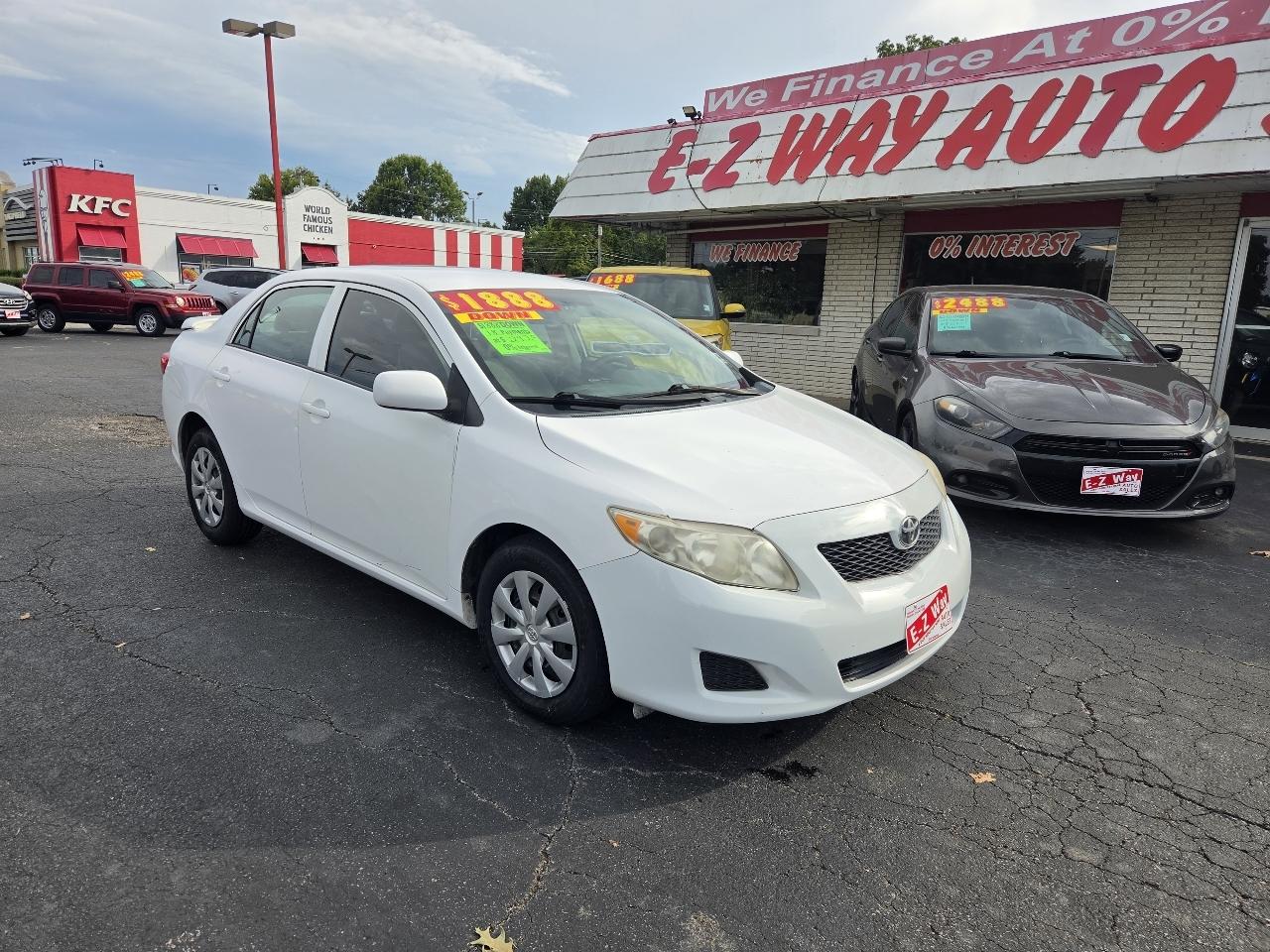 Toyota Corolla Base 5-Speed MT 2010