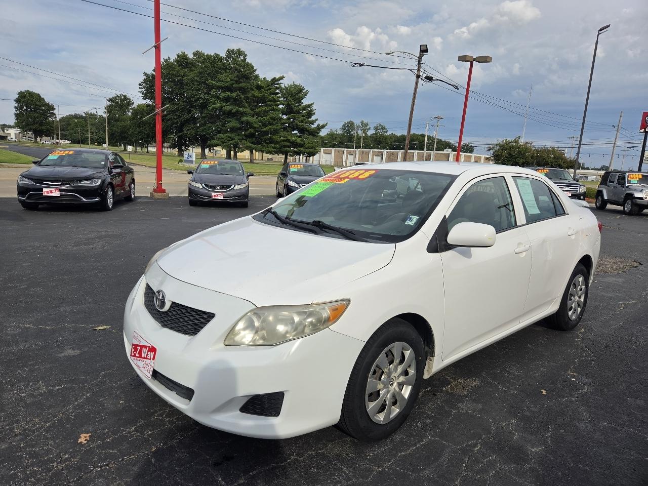 Toyota Corolla Base 5-Speed MT 2010