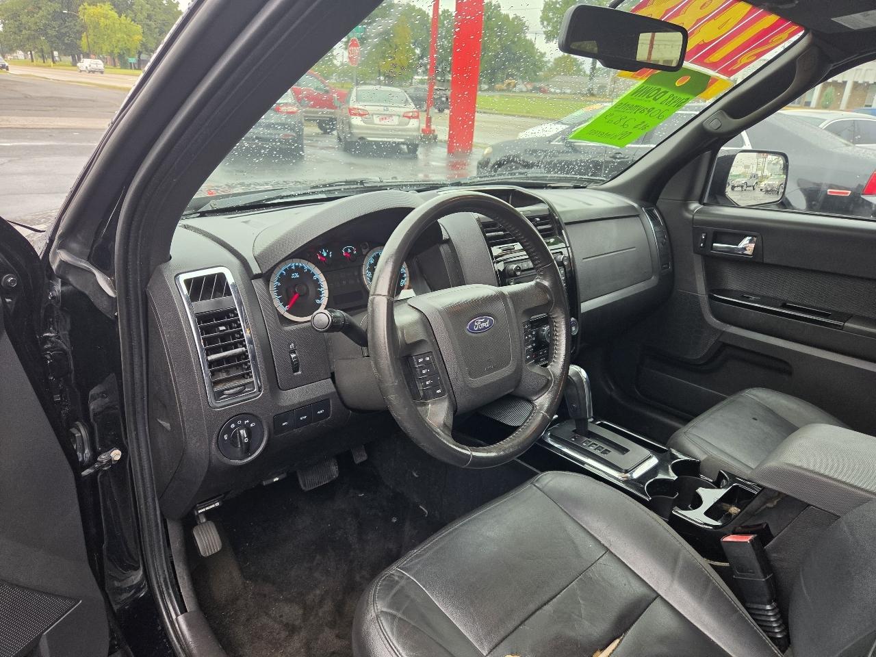 Ford Escape Limited 4WD 2010