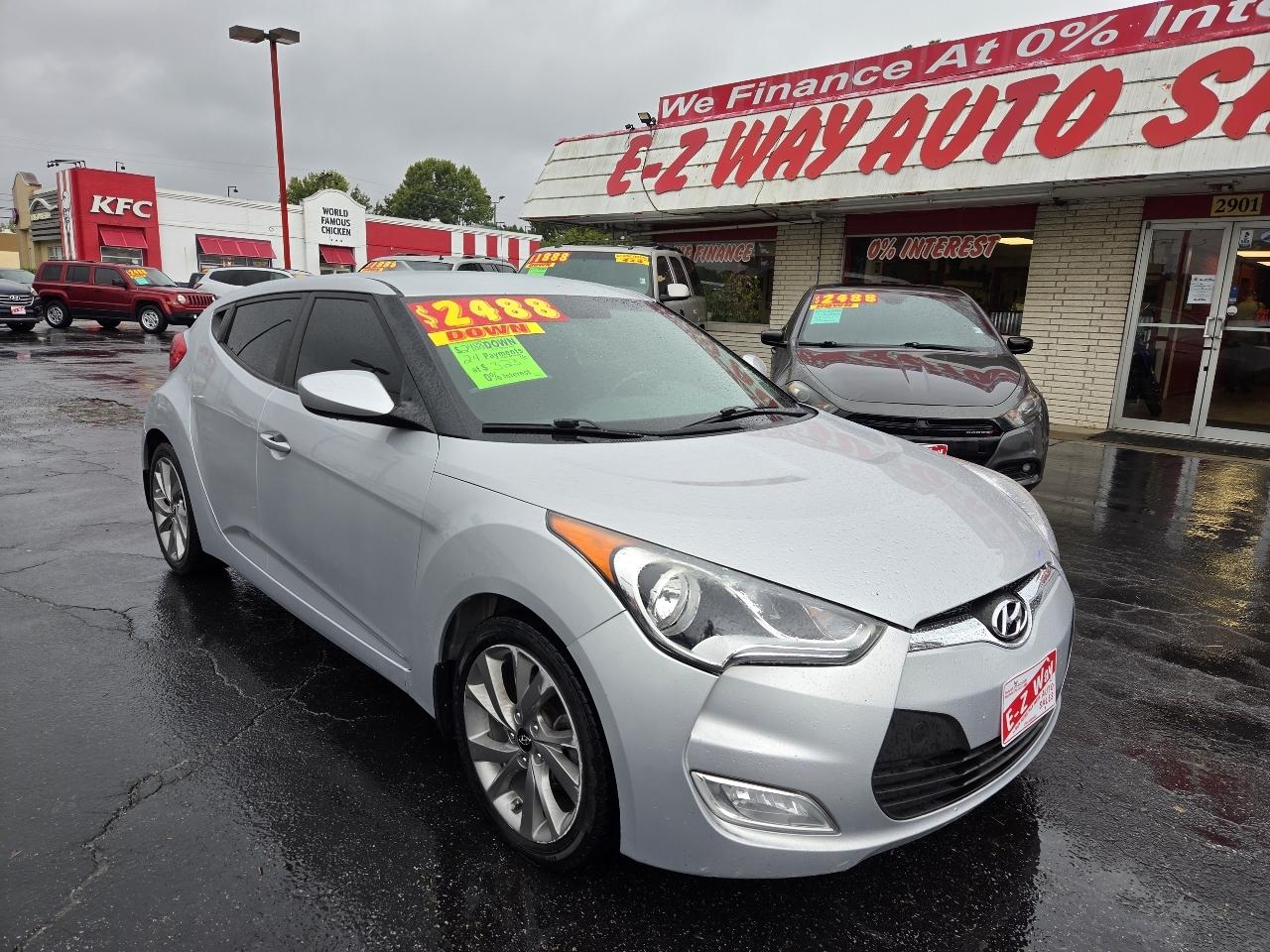 Hyundai Veloster Base 6MT 2017