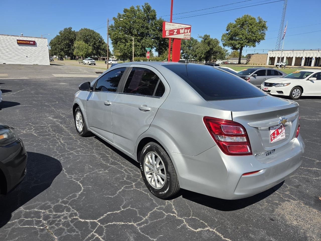 Chevrolet Sonic LT Auto Sedan 2017