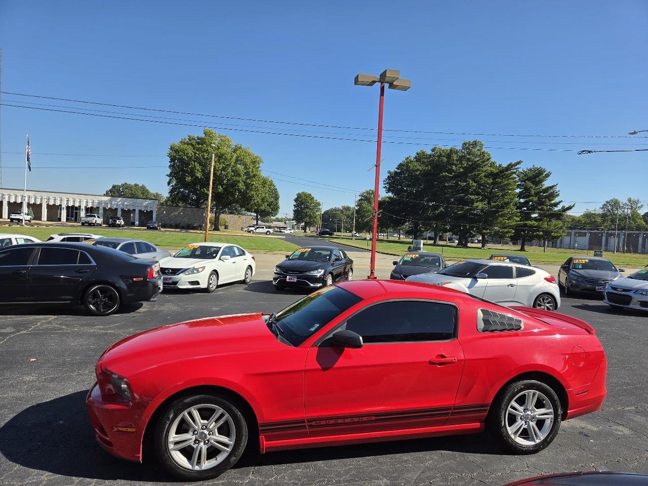 Ford Mustang V6 Coupe 2013