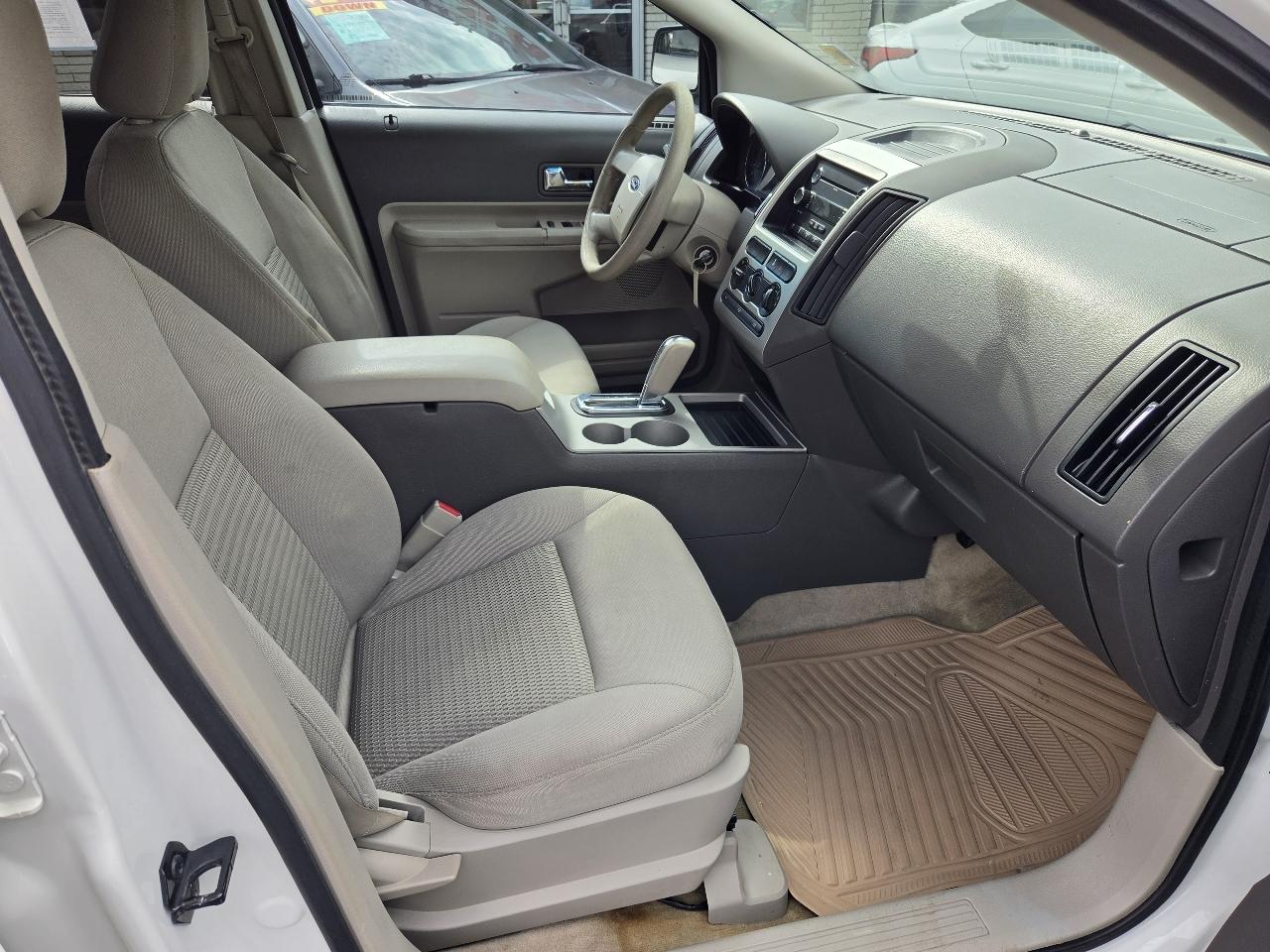 Ford Edge SE FWD 2010