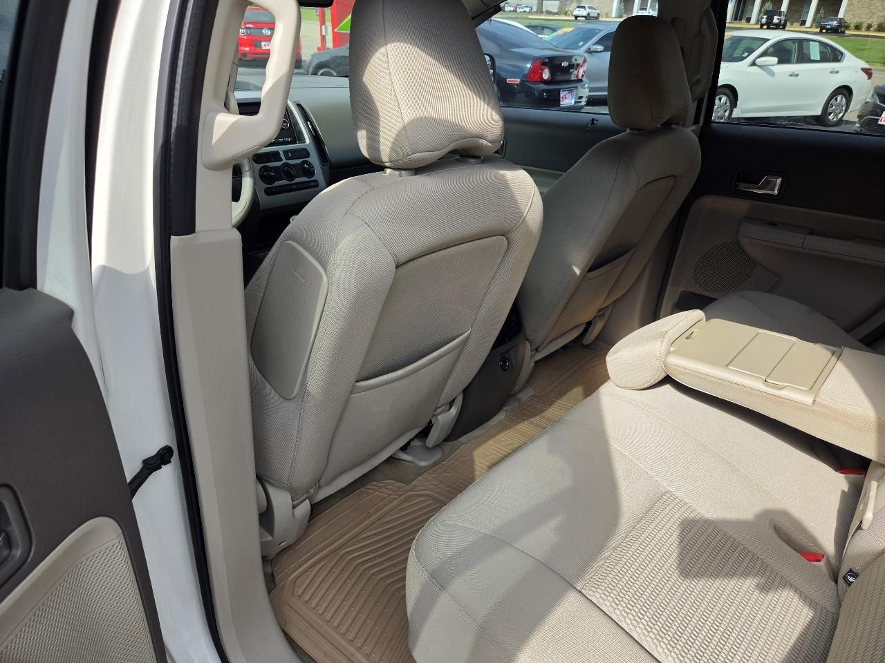 Ford Edge SE FWD 2010