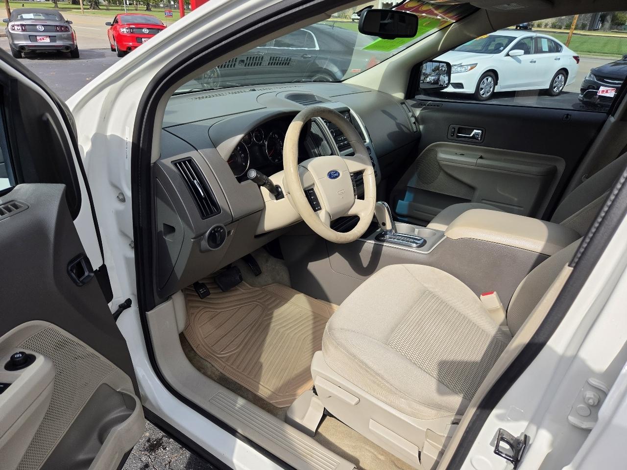 Ford Edge SE FWD 2010