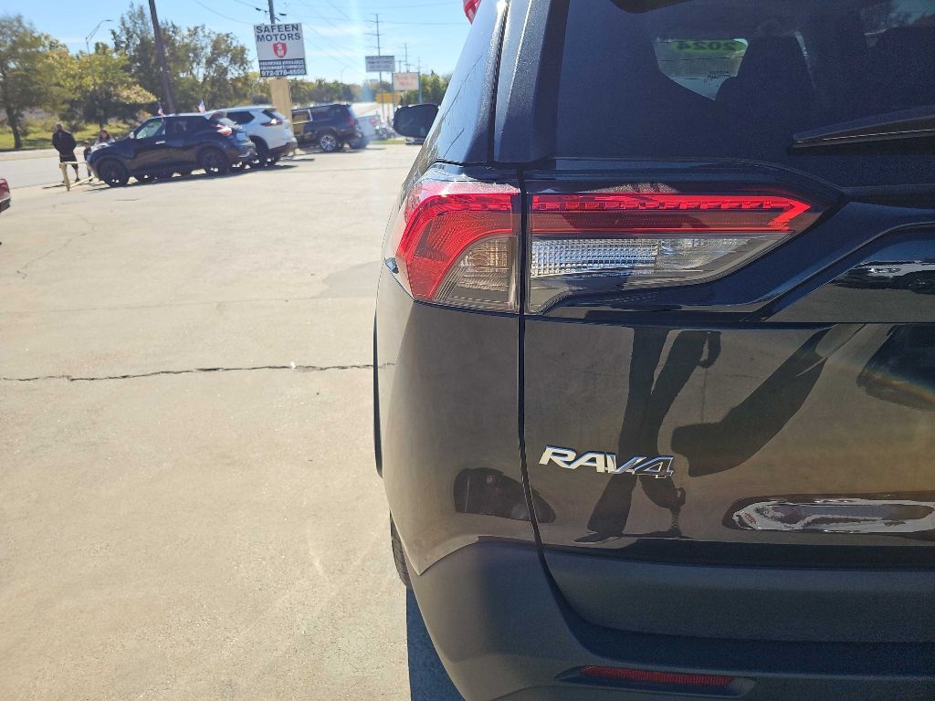 Toyota RAV4 XLE AWD (Natl) 2024