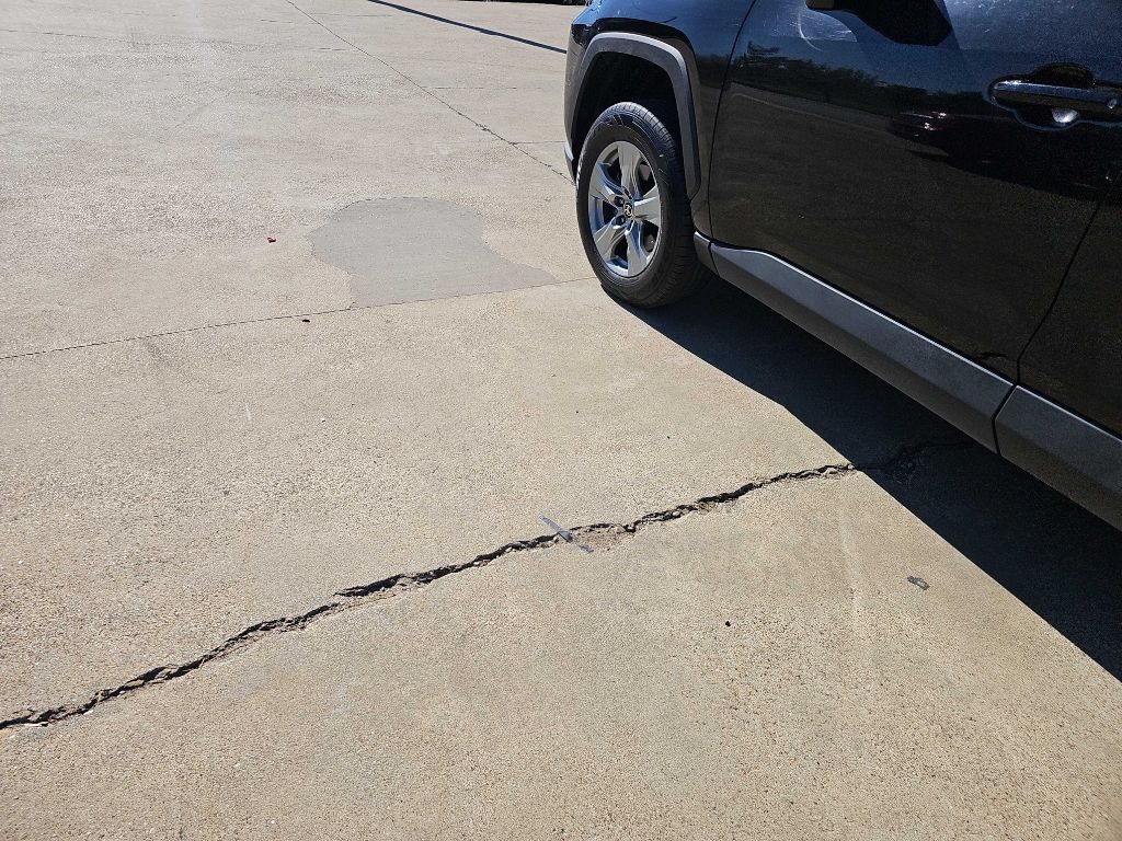 Toyota RAV4 XLE AWD (Natl) 2024