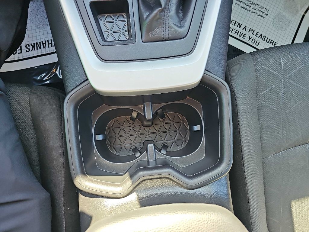 Toyota RAV4 XLE AWD (Natl) 2024