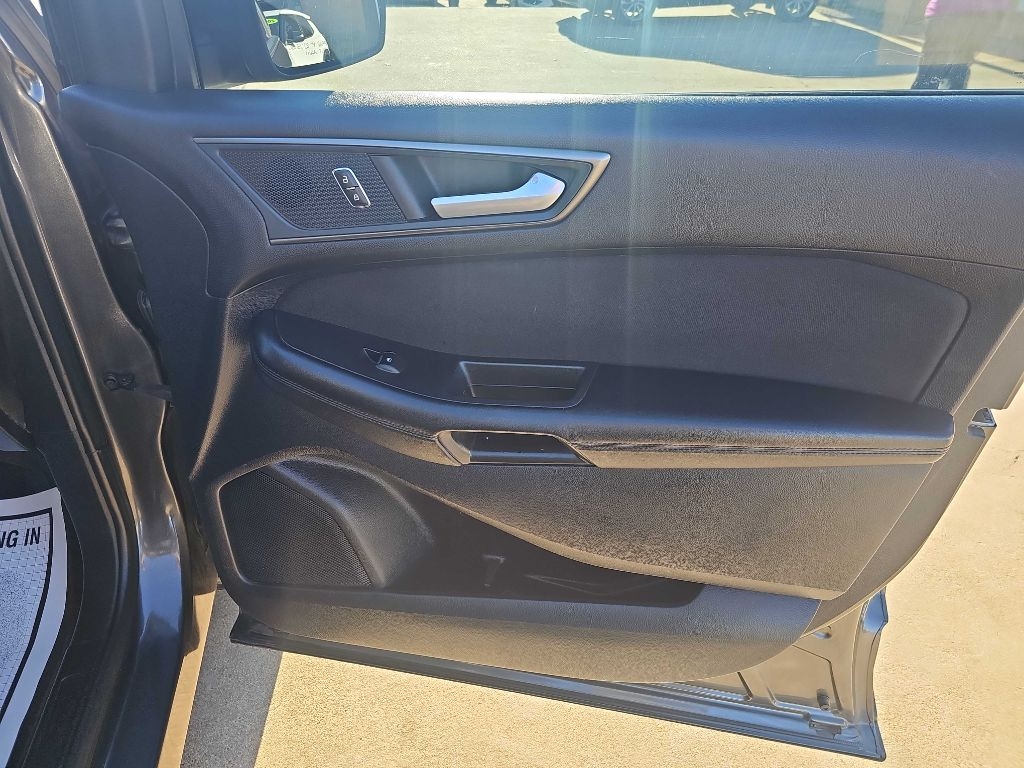 Ford Edge SE FWD 2018