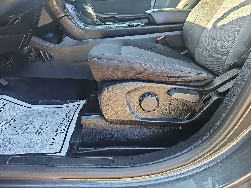 Ford Edge SE FWD 2018