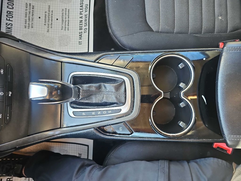 Ford Edge SE FWD 2018