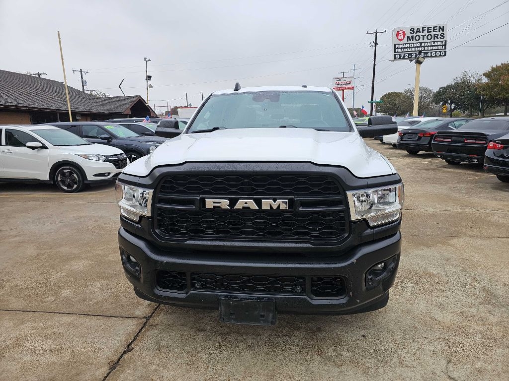 RAM 2500 Tradesman 4x2 Crew Cab 8' Box 2022