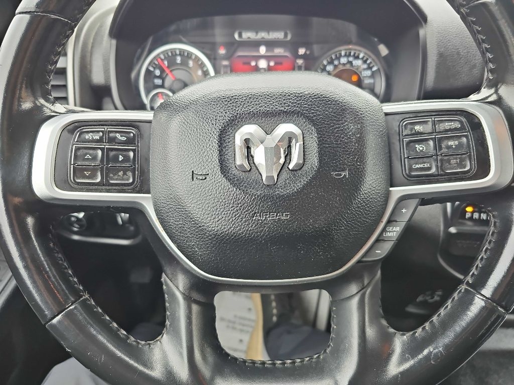 RAM 2500 Tradesman 4x2 Crew Cab 8' Box 2022