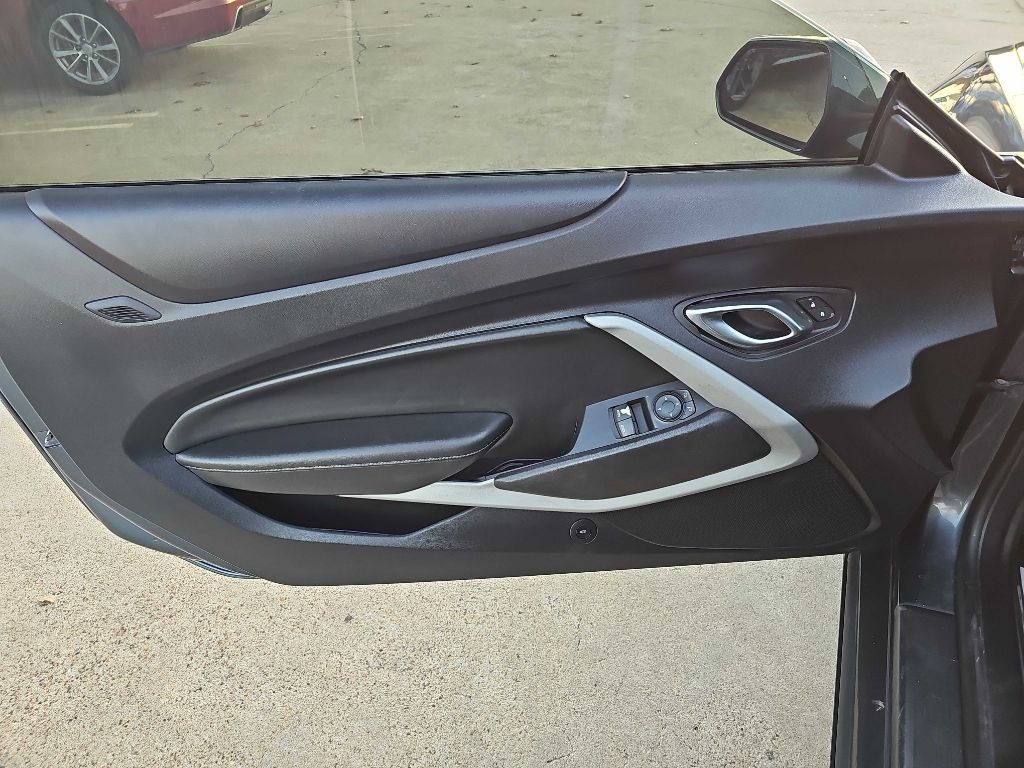 Chevrolet Camaro 2dr Cpe 1LT 2020