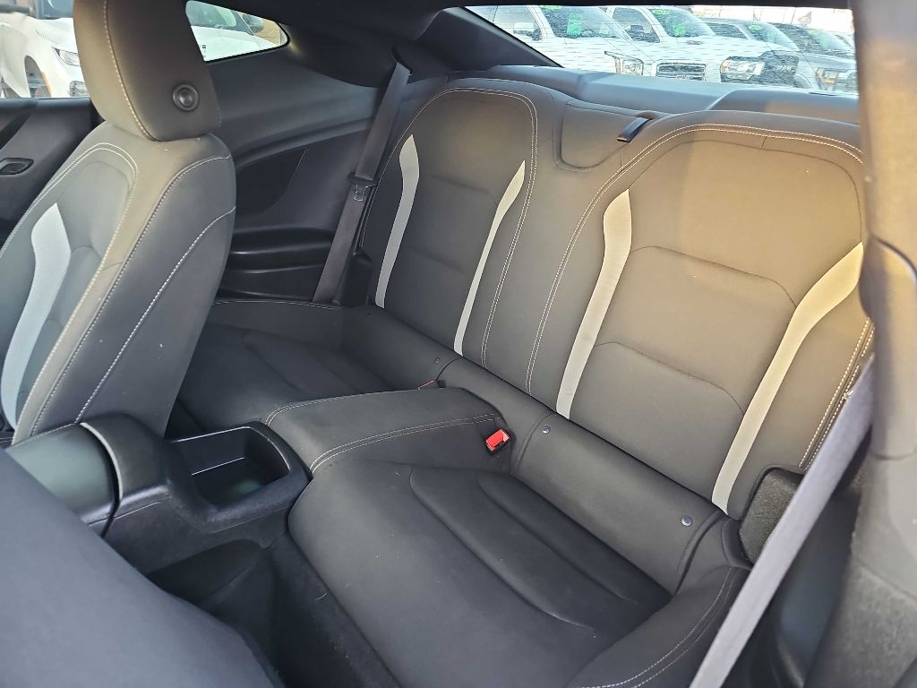 Chevrolet Camaro 2dr Cpe 1LT 2020